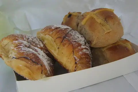 Howling Wolf Bakery & Cafe photo 4